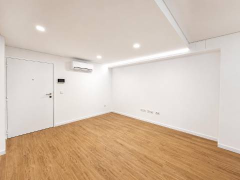Apartamento T1 Novo situado no Centro de Aveiro