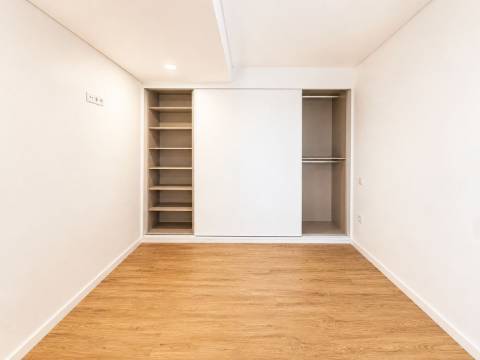 Apartamento T1 Novo situado no Centro de Aveiro