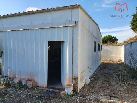 Terreno em Salemas Lousa, Loures