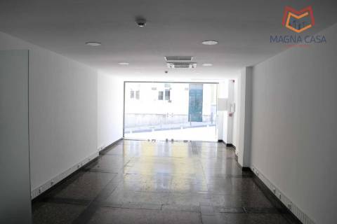 Loja à Morais Soares, Lisboa