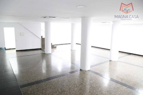 Loja à Morais Soares, Lisboa