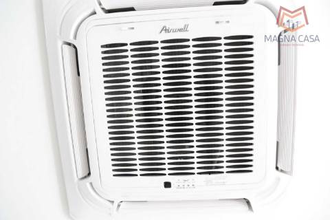 Loja à Morais Soares, Lisboa