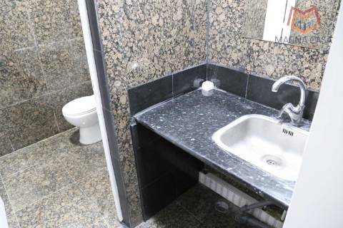 Loja à Morais Soares, Lisboa