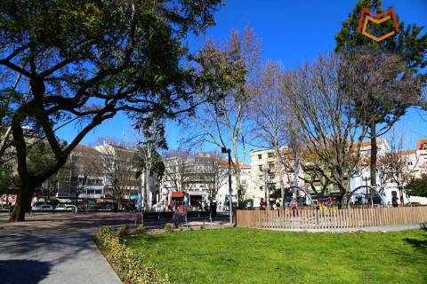 Loja à Morais Soares, Lisboa