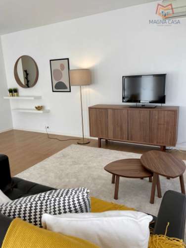 T1 com garagem, Entrecampos, Lisboa