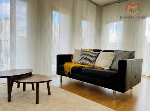 T1 com garagem, Entrecampos, Lisboa