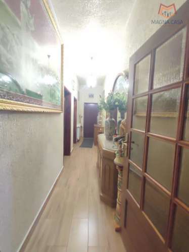 Moradia T5 com 2 pisos, com garagem e logradouro localizada em Souto Maior, Sabrosa