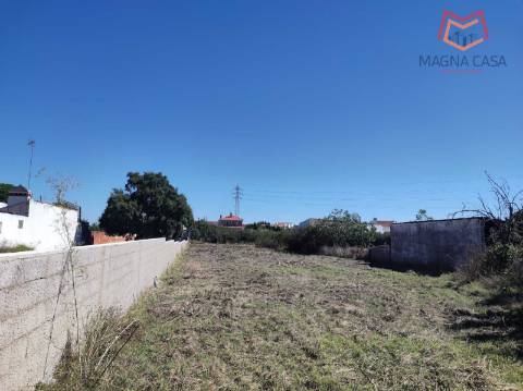 Terreno urbano para construção em Alferrarede, Abrantes, Santarém