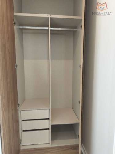 Apartamento T3 em moradia apalaçada em Caxias, Oeiras para arrendamento.