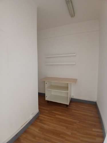 Loja Calçada Carriche, Lumiar, Lisboa