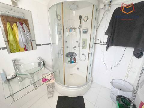 Moradia T4 (3+1) para venda em Corroios - Seixal - Setúbal