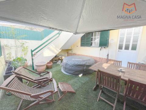 Moradia T4 (3+1) para venda em Corroios - Seixal - Setúbal