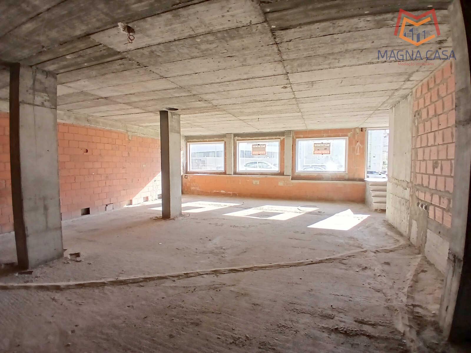 loja Comercial, Camarate, Loures