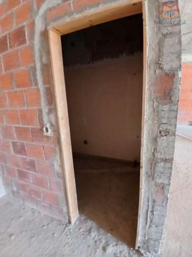 loja Comercial, Camarate, Loures