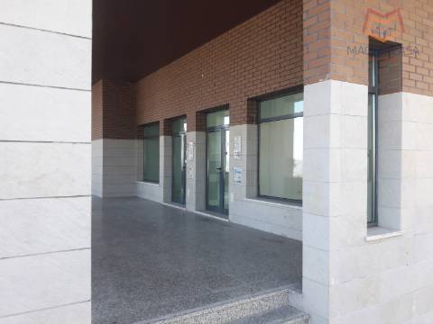 Loja Ramada,Odivelas em urbanização de excelência