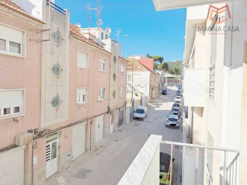 Apartamento T1 (2 assoalhadas) para venda em Sesimbra - Setúbal - Lisboa