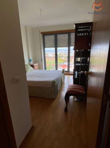 Arrendo T4, Torres Olivais II, Lisboa