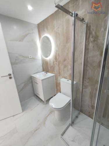 Apartamento T2, a estrear, todo remodelado, para venda em São João da Talha - Loures - Lisboa