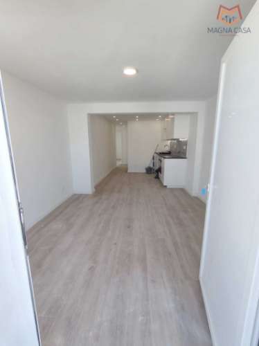 Apartamento T2, a estrear, todo remodelado, para venda em São João da Talha - Loures - Lisboa