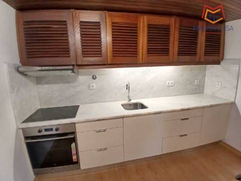 T1, Condomínio Mar da Torre, S J.Estoril