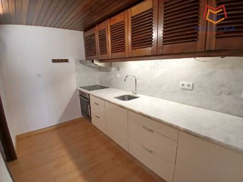 T1, Condomínio Mar da Torre, S J.Estoril