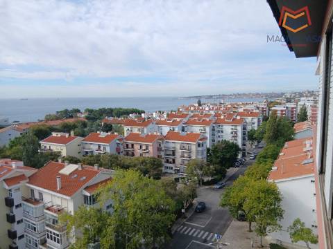 T1, Condomínio Mar da Torre, S J.Estoril