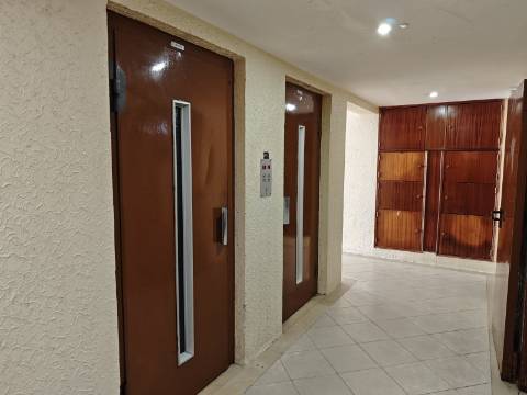 Oportunidade única de apartamento 3 assoalhadas na Tapada das Mercês - Algueirão-Mem Martins