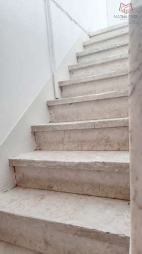 LOJA / ESPAÇO COMERCIAL (toda remodelada), Multifunções, em ótimo estado, para VENDA em ALGÈS - Lisboa, muito bem localizado