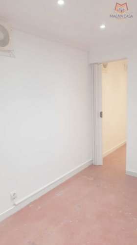 LOJA / ESPAÇO COMERCIAL (toda remodelada), Multifunções, em ótimo estado, para VENDA em ALGÈS - Lisboa, muito bem localizado