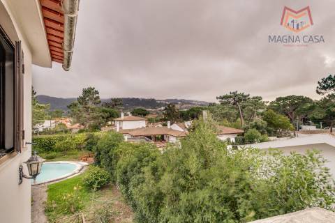 Moradia Isolada T4 com Piscina e Jardim em Pinhal Banzão, Colares, Sintra