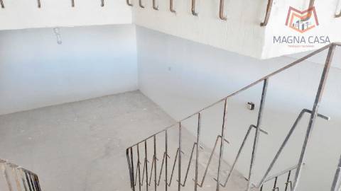 ESPAÇO COMERCIAL / LOJA, em ótimo estado, para VENDA no Barreiro - Setúbal, com USO FRUTO da PROPRIETÁRIA em Vida