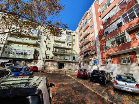 T1 Penha França, Lisboa