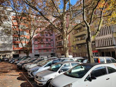 T1 Penha França, Lisboa