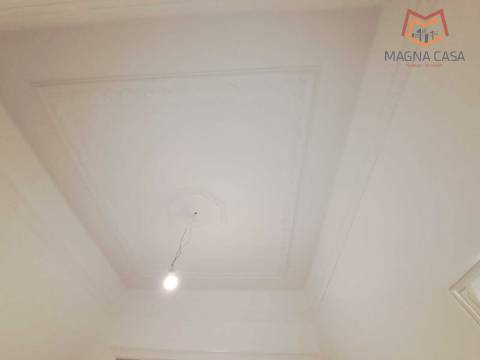 Apartamento T3 para venda na General Roçadas, Penha de França em Lisboa, totalmente remodelado com materiais de excelente qualidade