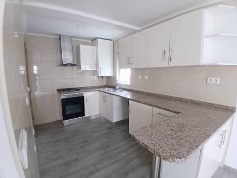 moradia térea T2 em Bucelas, loures