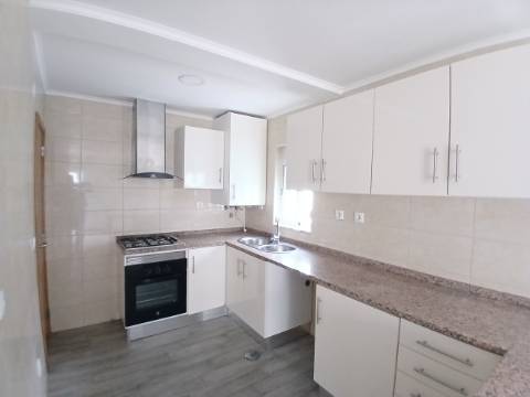 moradia térea T2 em Bucelas, loures