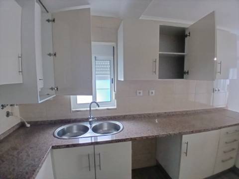 moradia térea T2 em Bucelas, loures