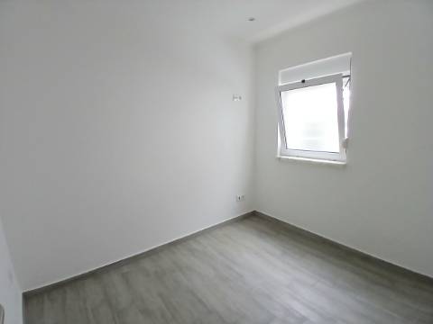 moradia térea T2 em Bucelas, loures