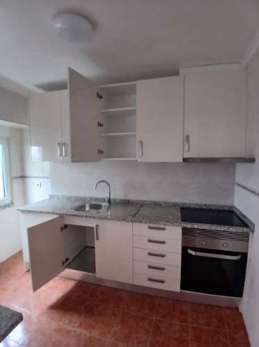 Moradia Terrea T1 em Bucelas, Loures