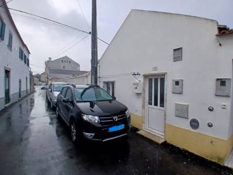 Moradia Terrea T1 em Bucelas, Loures