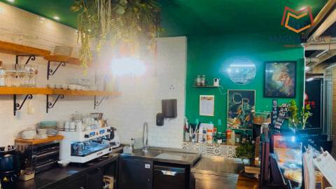 Café / Snack Bar para Trespasse em Oeiras - Negócio em Pleno Funcionamento
