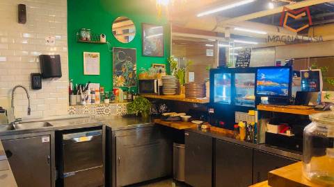 Café / Snack Bar para Trespasse em Oeiras - Negócio em Pleno Funcionamento