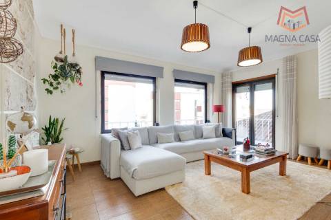 Moradia triplex em Propriedade Total - São Domingos de Rana, Cascais