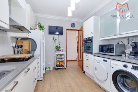 Moradia triplex em Propriedade Total - São Domingos de Rana, Cascais