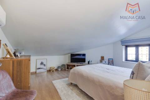 Moradia triplex em Propriedade Total - São Domingos de Rana, Cascais