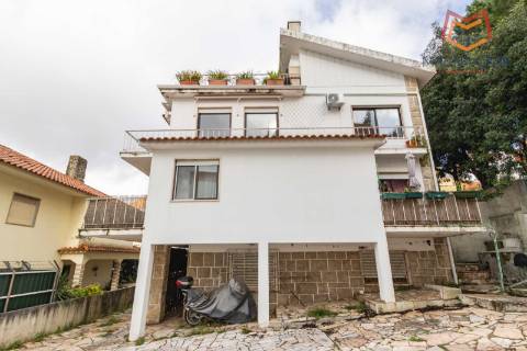 Moradia triplex em Propriedade Total - São Domingos de Rana, Cascais