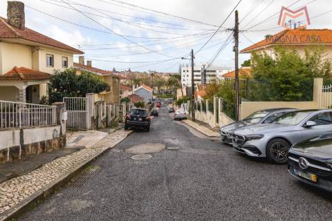 Moradia triplex em Propriedade Total - São Domingos de Rana, Cascais