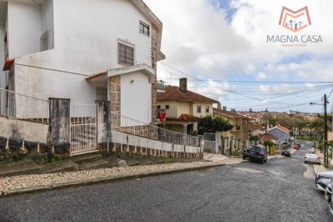 Moradia triplex em Propriedade Total - São Domingos de Rana, Cascais