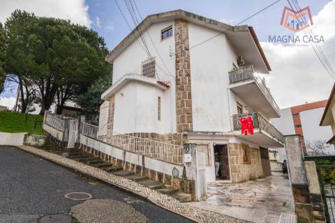 Moradia triplex em Propriedade Total - São Domingos de Rana, Cascais