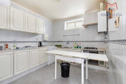 Moradia triplex em Propriedade Total - São Domingos de Rana, Cascais